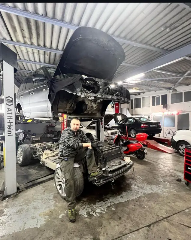 Oto servis çalışması