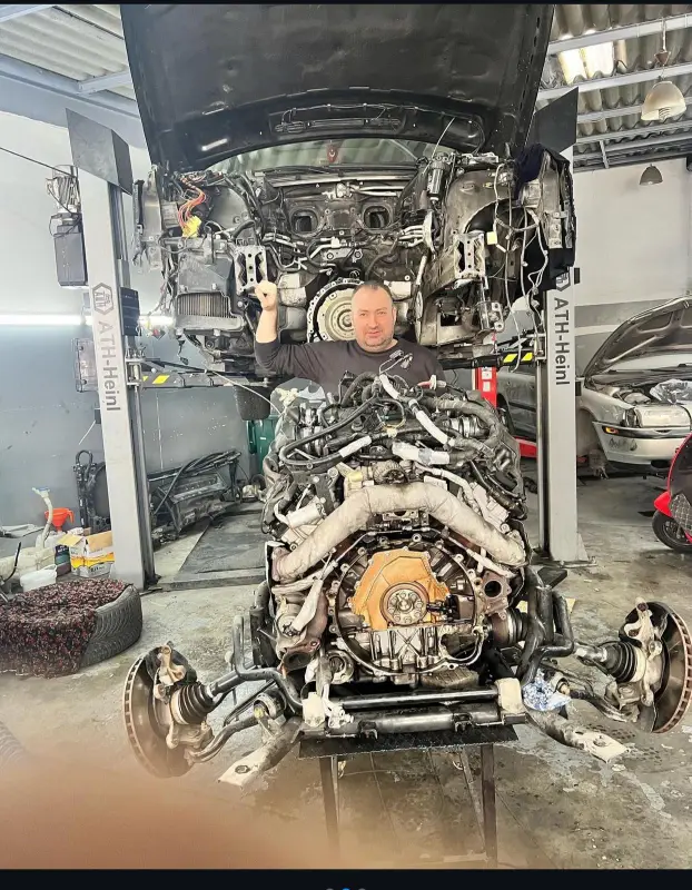 Oto servis çalışması